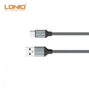 Кабел USB към USB-C/2m за зареждане /данни-2.4A